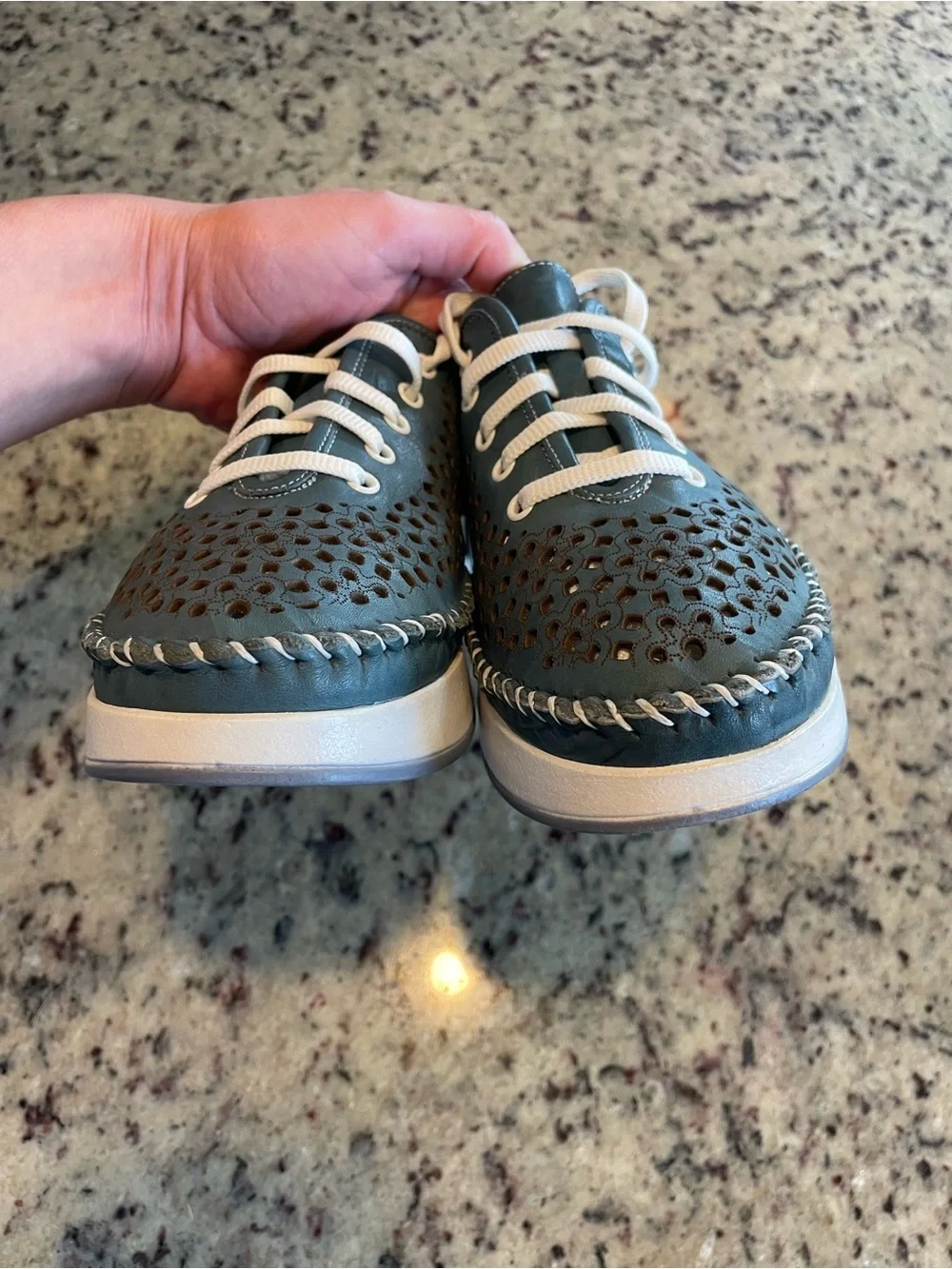 New Spring Step “Youlanda” Teal Perforated Lace-Up Platform Sneakers 9